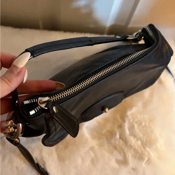 Coach black leather messenger crossbody bag shoulder silver hardware flap - Picture 14 of 16